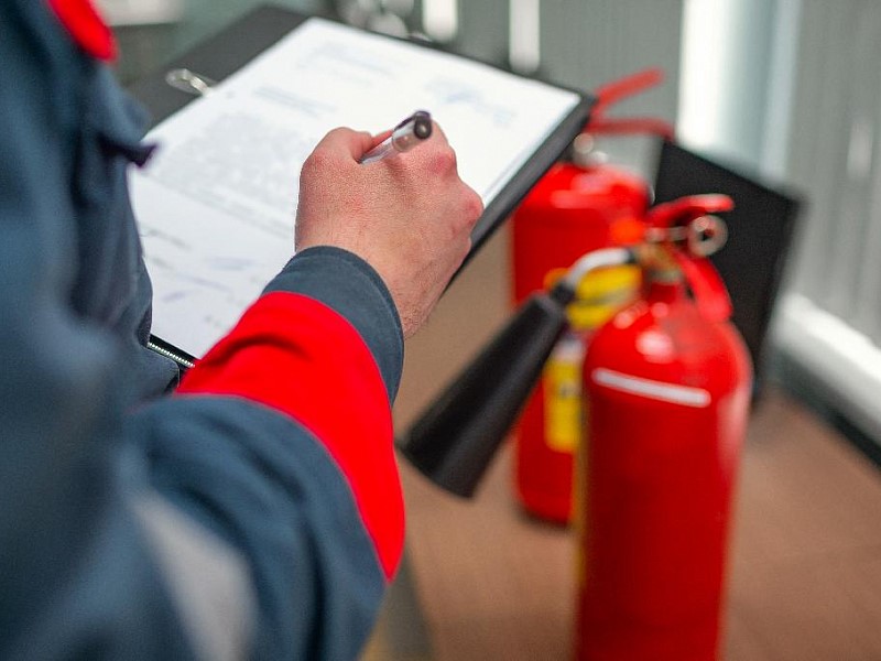 Всем зданиям в России начнут присваивать категории пожарного риска